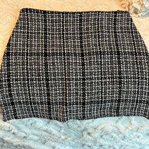 Tweed mini skirt